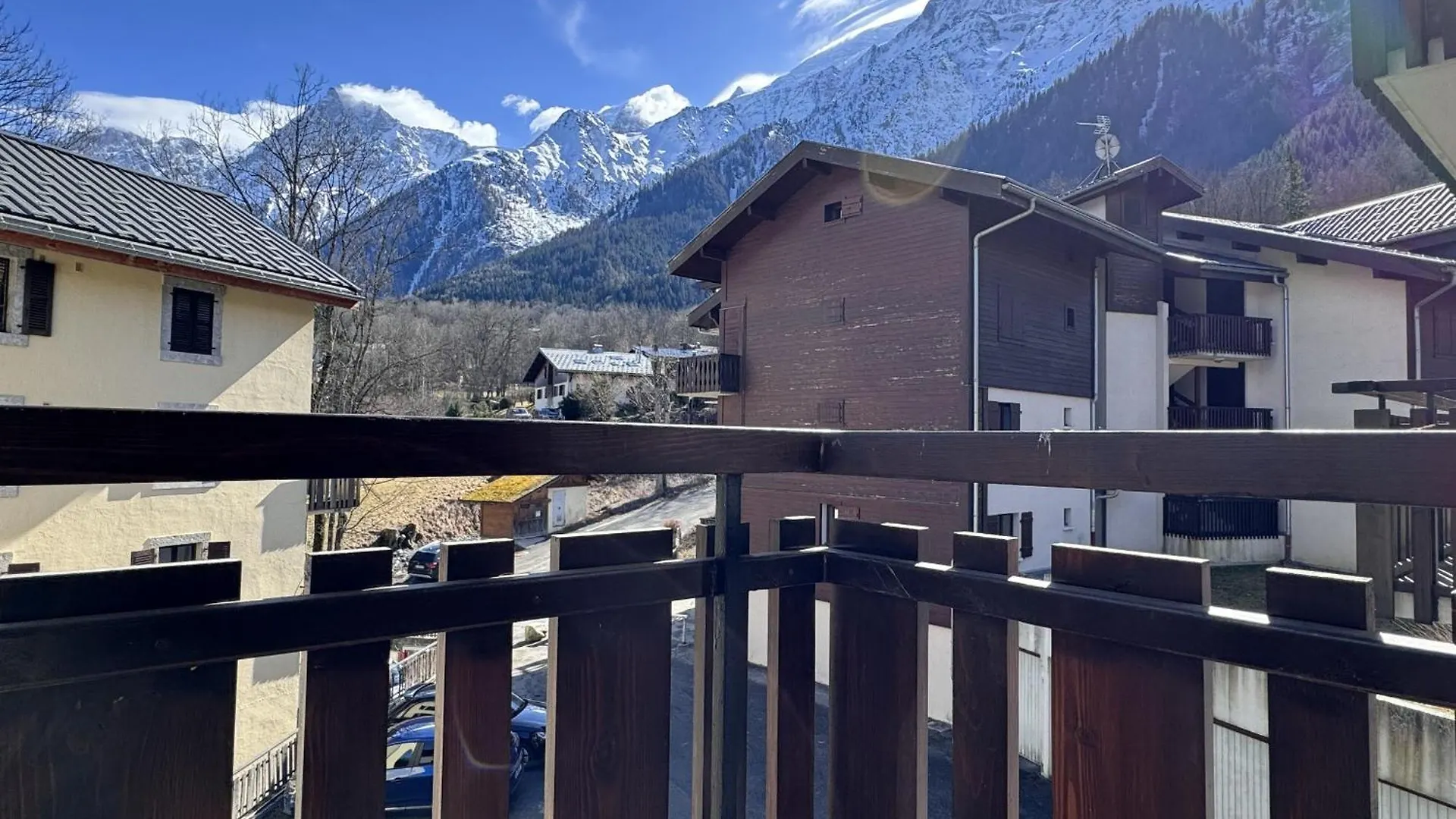 Bellevarde Apt - Newly Renovated - Central - Beside Tmb Start/End Les Houches